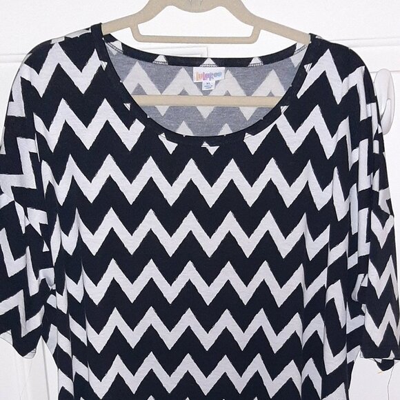 🌟3 for $21🌟 Women's LuLaRoe xl Irma - Picture 1 of 5